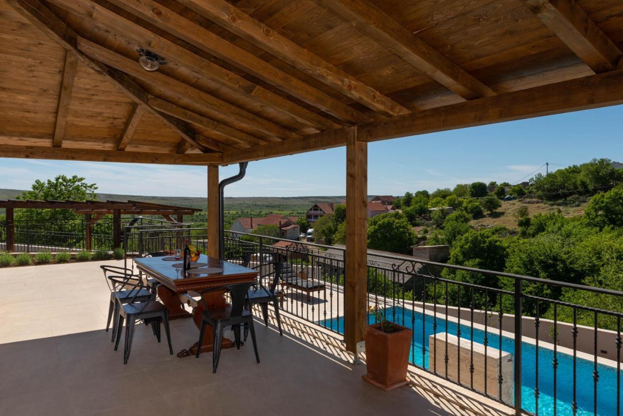 Modern Rustic Villa Kate Benkovac Exterior photo