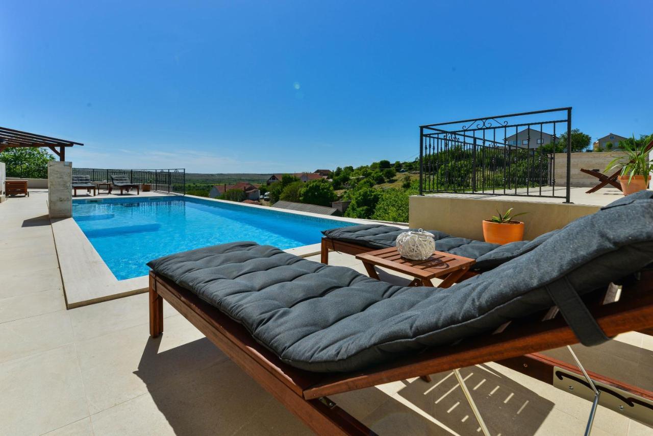 Modern Rustic Villa Kate Benkovac Exterior photo
