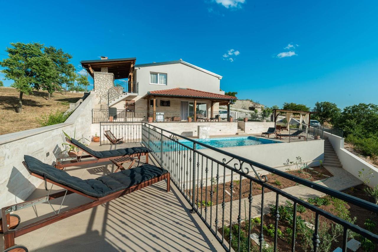 Modern Rustic Villa Kate Benkovac Exterior photo